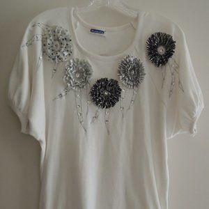 Ladies Blouse Size L Sewn on Flowers Jewels + Sequins Short Sleeve Top